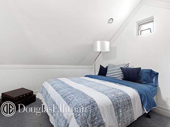 5th image of 31 Gramercy Park S