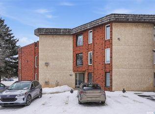 427 Tait Ct #203, Saskatoon, SK S7H5L3