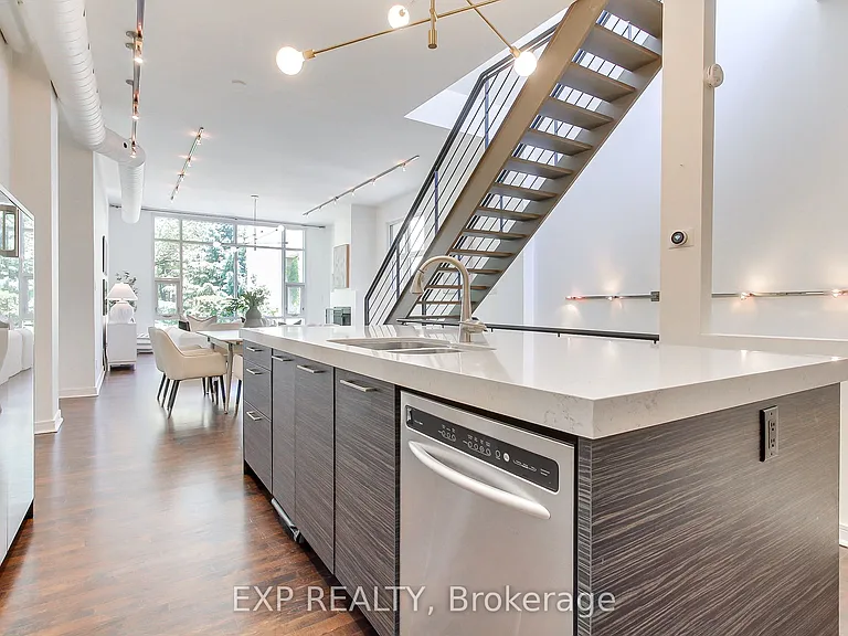 306 Sackville St #4 — Photo 29
