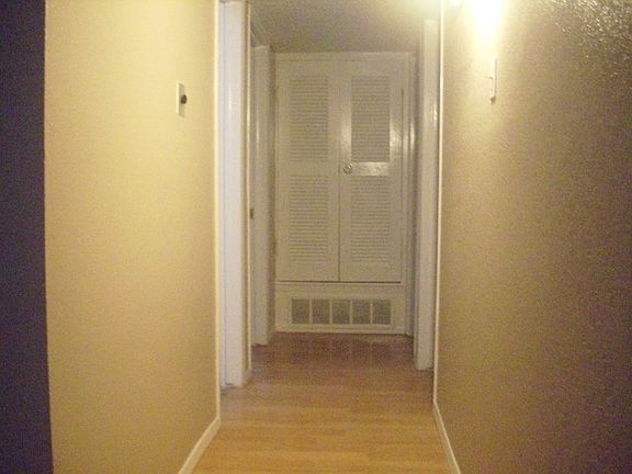 4th image of 11104 La Quinta Pl APT A