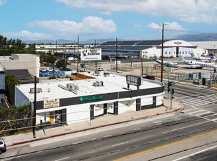 7555 Woodley Ave, Van Nuys, CA 91406