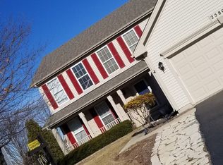 2580 Biltmore Cir, Aurora, IL 60503