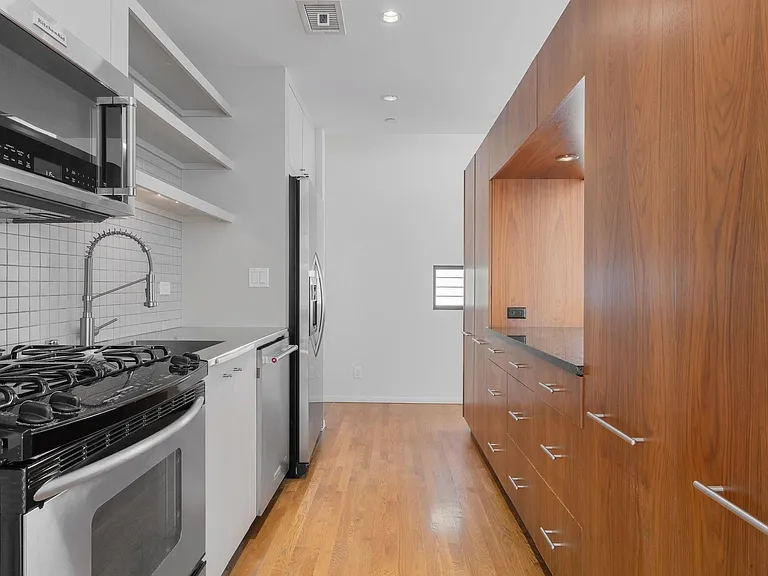4001 Bowser Ave #B — Photo 10
