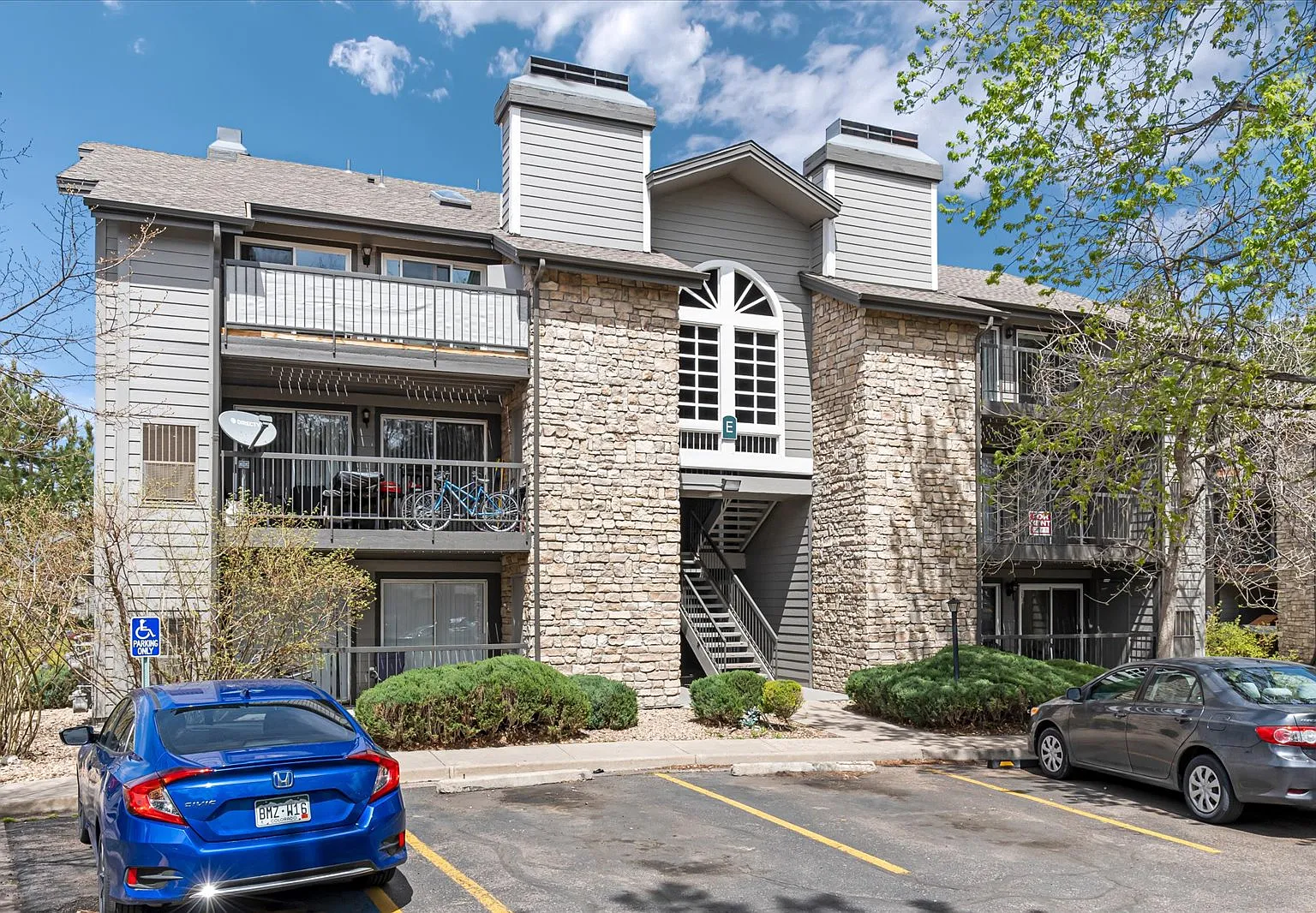 2575 S Syracuse Way - E308 — Photo 2