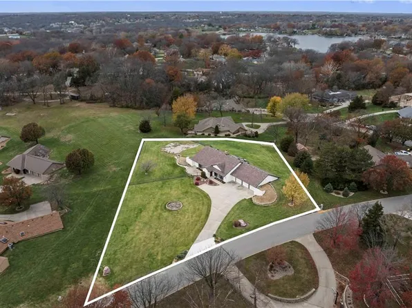 7500 N Amity Ave, Kansas City, MO 64152