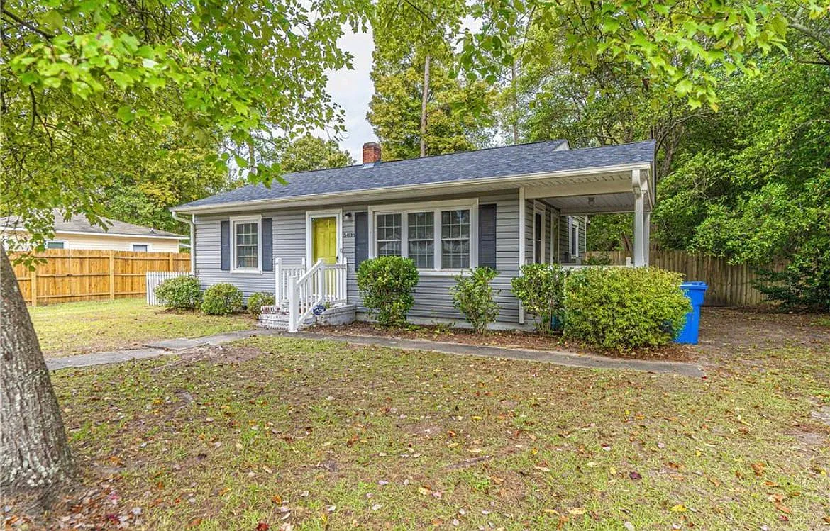 5408 Palm Cir — Photo 1