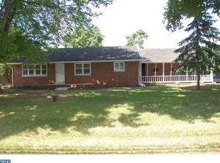 688 Ydv Allentown Rd, Hamilton, NJ 08620