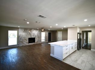 2709 Twin Post Ct, Irving, TX 75062