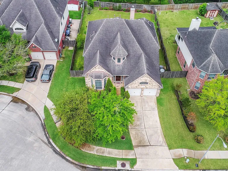 1815 Granite Field Ln — Photo 4