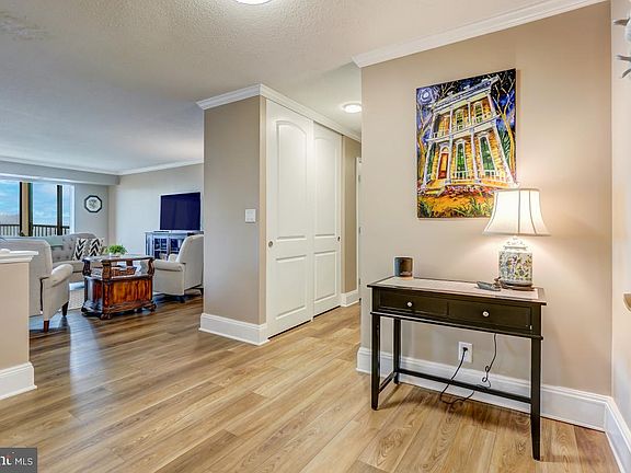 3rd image of 5901 Mount Eagle Dr APT 918
