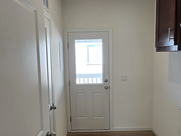 Laundry area (similar model)