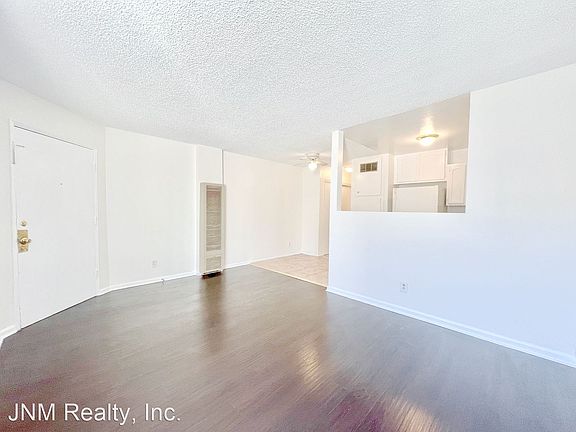 4th image of 617 N Saint Andrews Pl #10269311
