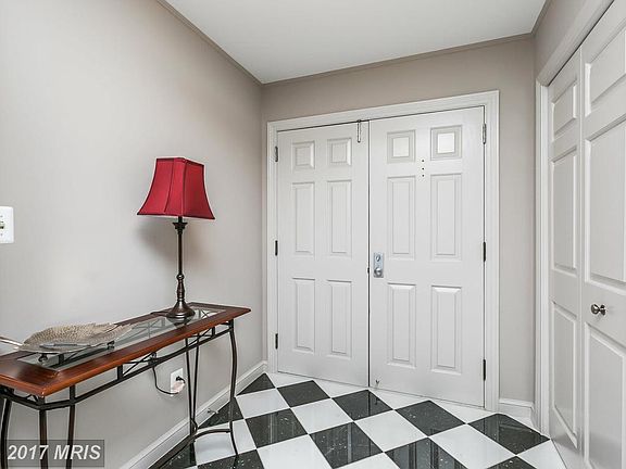 5th image of 10 E Lee St Unit 1702