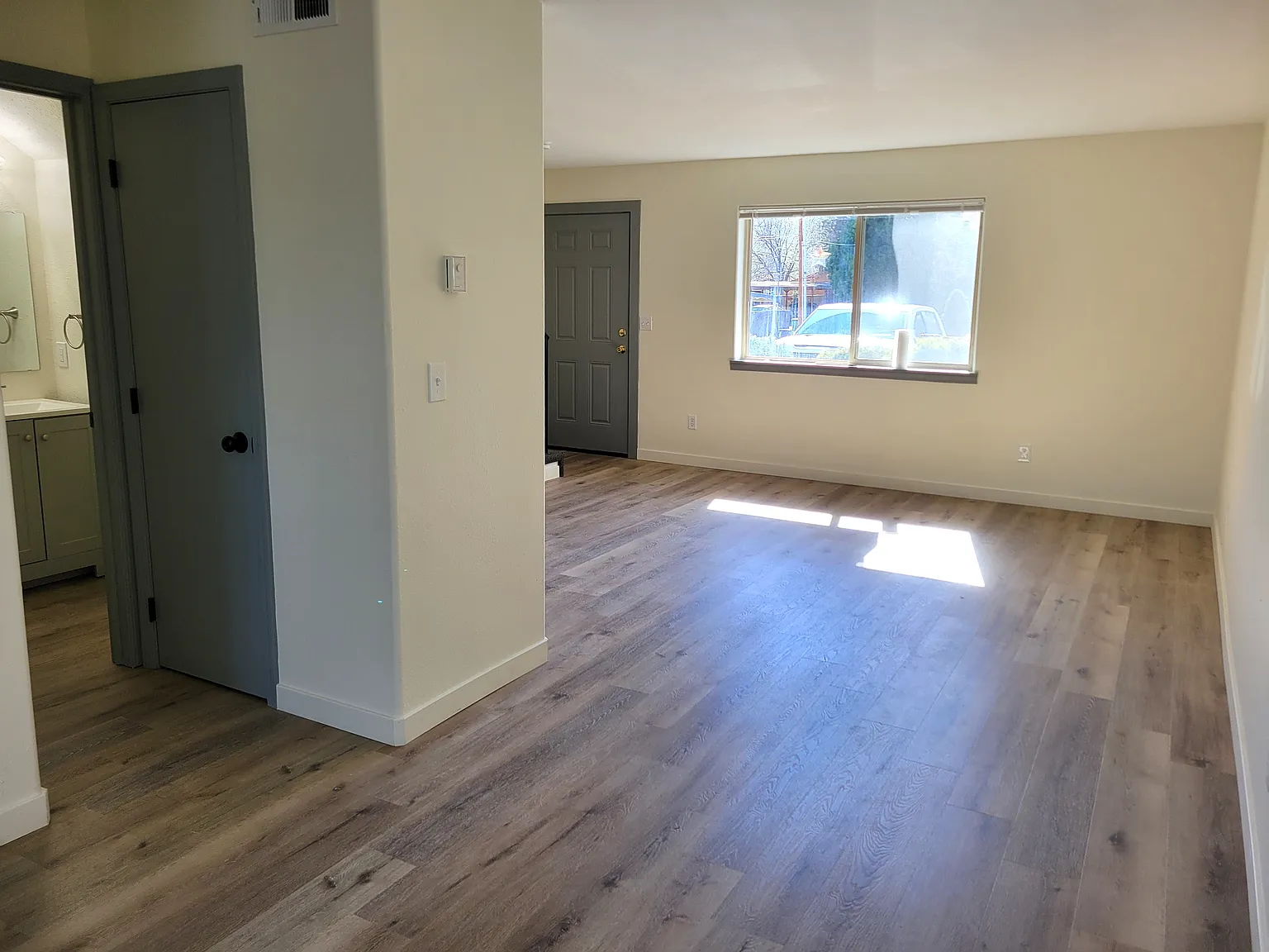 Kingswood Townhomes — Photo 4