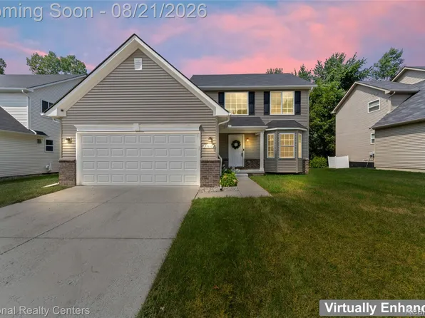 37638 N Dianne Ln, New Boston, MI 48164
