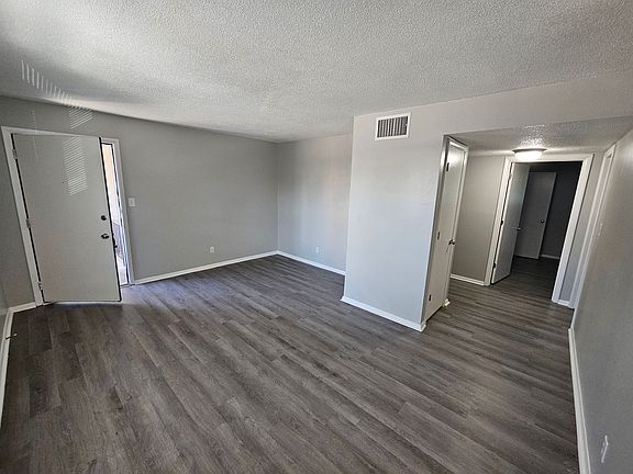 4th image of 3305 Tazewell Pike APT 10