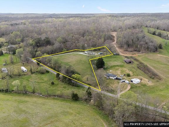 2nd image of 1644 W Blue Creek Rd