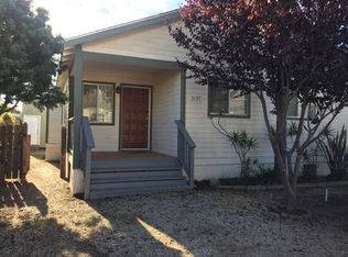 4757 7th St #B, Carpinteria, CA 93013