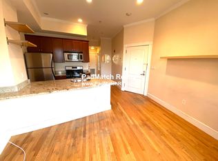 30 Montgomery St #5, Boston, MA 02116