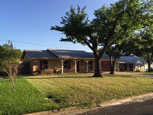 2nd image of 7424 Jade Cir