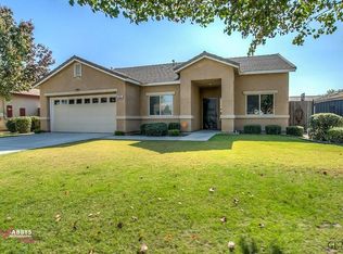 10821 Montemar Dr, Bakersfield, CA 93311