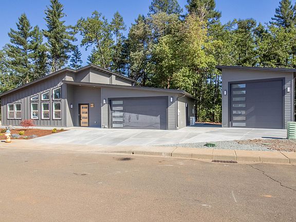 2nd image of 417 Rilynn Ln