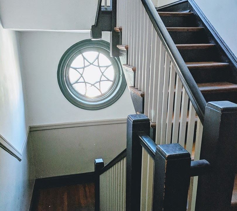 1st image of 905 N Belmont Ave APT 04