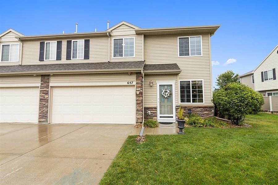 1st image of 657 Villa Ct