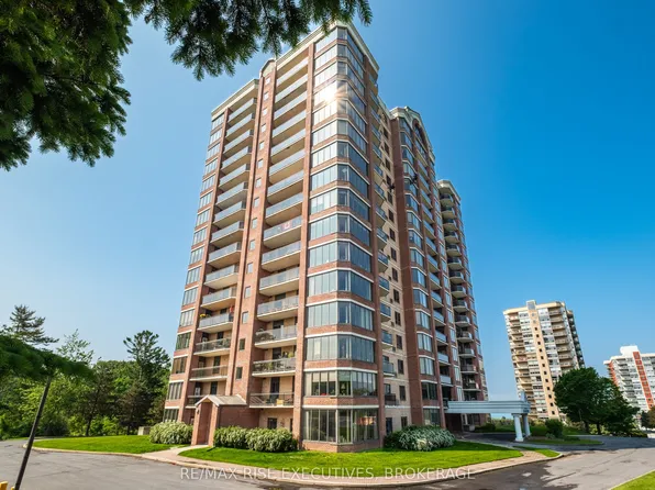 1000 King St W #102, Kingston, ON K7M 8H3