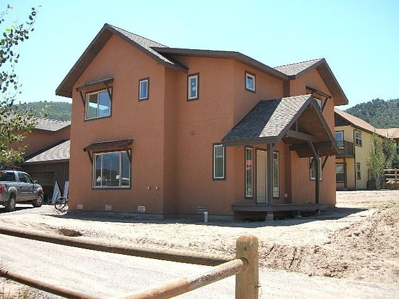 3rd image of 810 Tabernash Ln #B