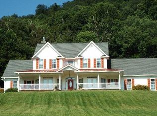 809 Shatley Rd, Crumpler, NC 28617