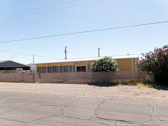2nd image of 1731 Highland Rd