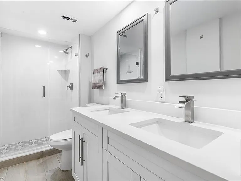 5 Bluebill Ave #209 — Photo 15