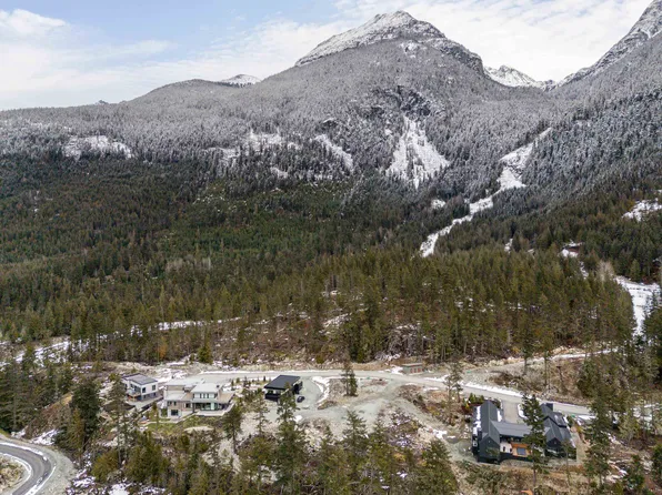 9308 Stellers Way, Whistler, BC V8E