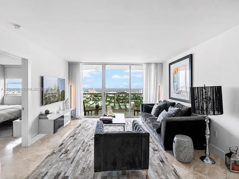 650 West Ave #2110 — Photo 6
