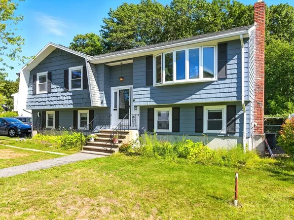 94 Kensington St, Braintree, MA 02184