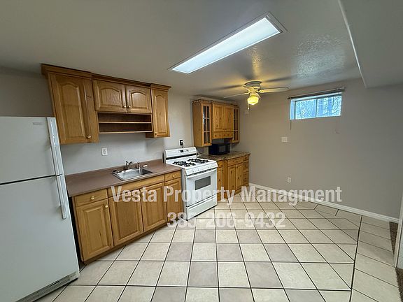 3rd image of 4077 S Liberty Ave #4