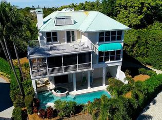 418 Bella Vista Way E, Sanibel, FL 33957