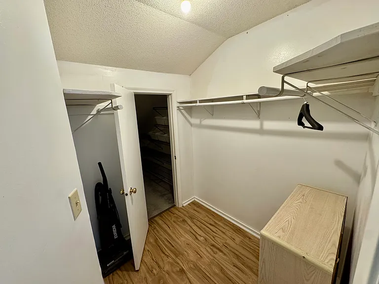 300 Brittany Farms Rd #C — Photo 29