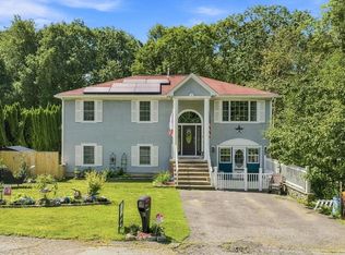 793 Montgomery St, Fall River, MA 02720
