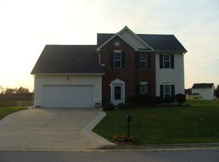 1235 Hampton Park Dr, High Point, NC 27265