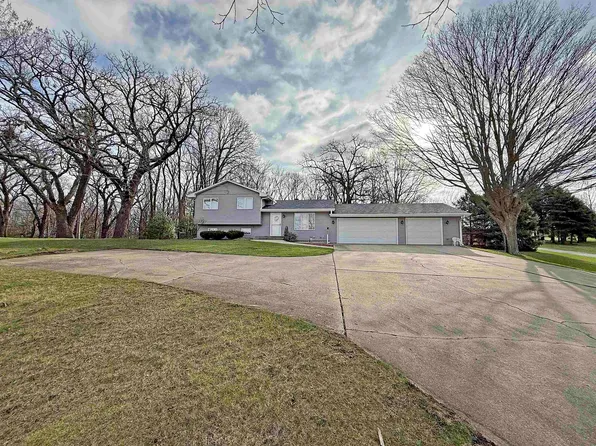 7157 N German Church Rd, Byron, IL 61010