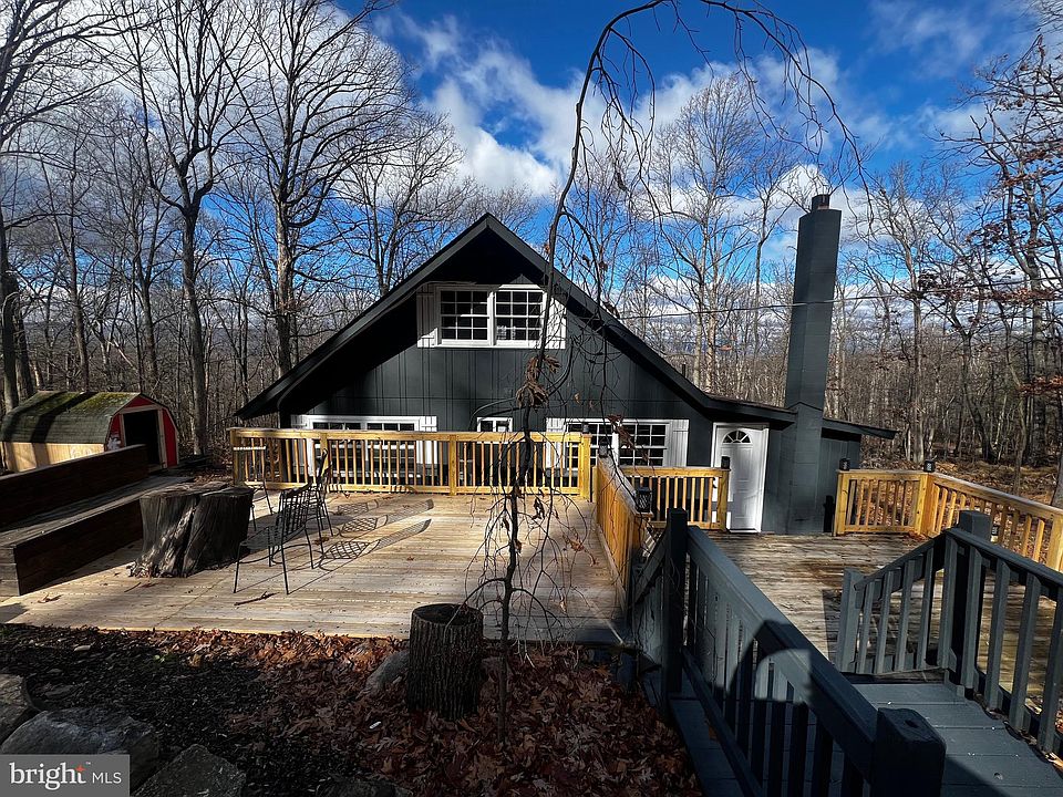 1st image of 336 Iris Ln