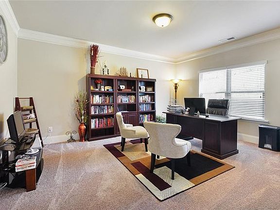 5th image of 3915 Tarnrill Rd