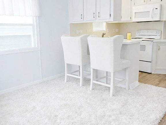 5th image of 37811 Chancey Rd #206