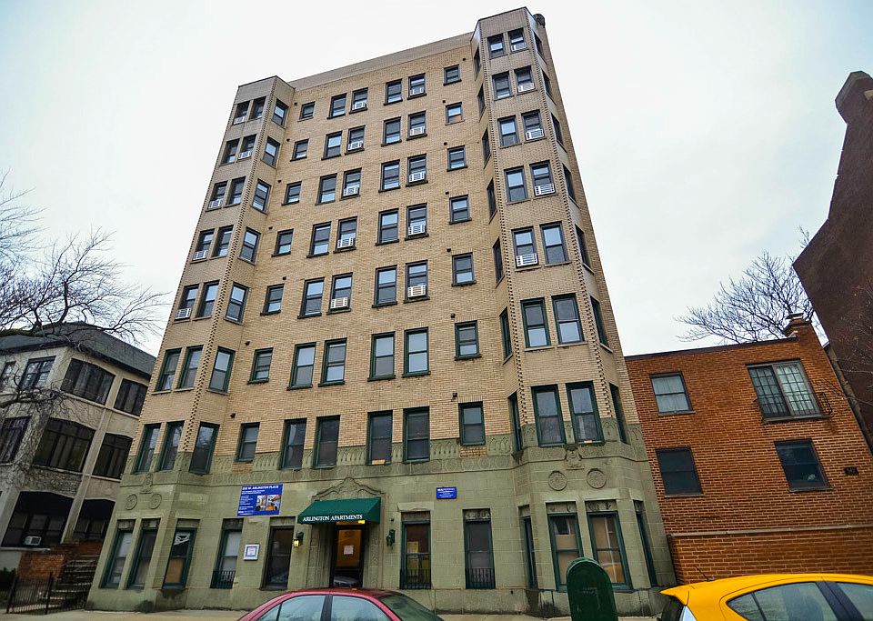 1st image of 550 W Arlington Pl APT 708
