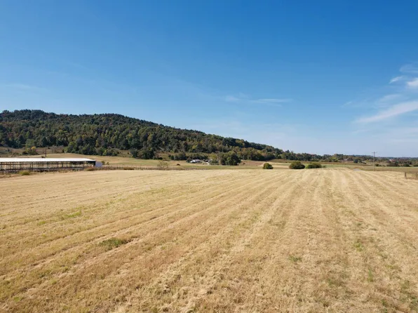 9 Elihu Cabin Hollow Rd, Somerset, KY 42501