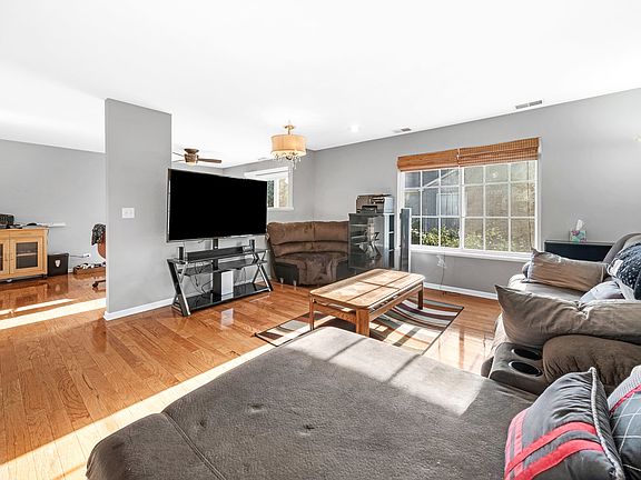 2nd image of 189 Southwicke Dr Unit B