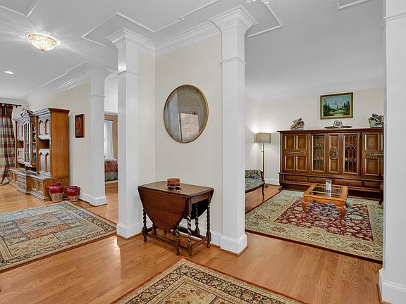 3rd image of 292 Sheringham Rd