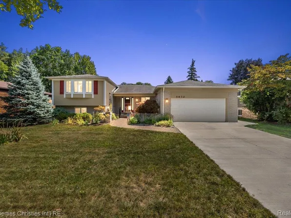 5970 Slate Dr, Troy, MI 48085